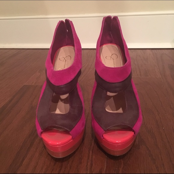 Color blocked peep-toe heels - Picture 2 of 4